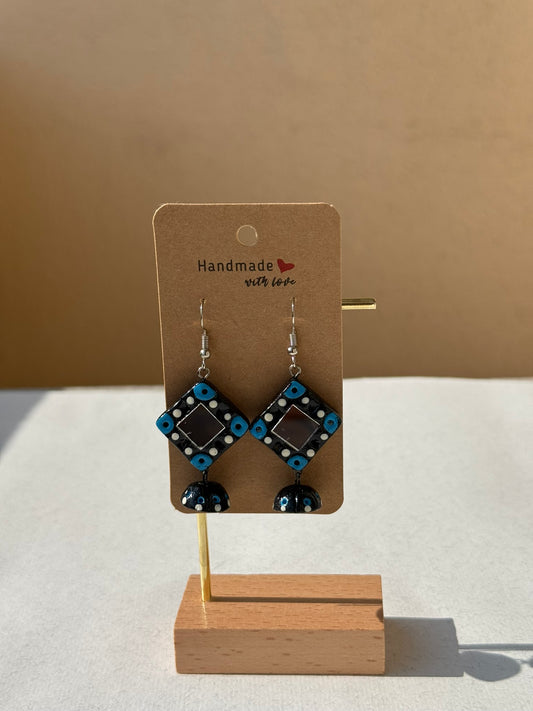 Dynamic Earrings