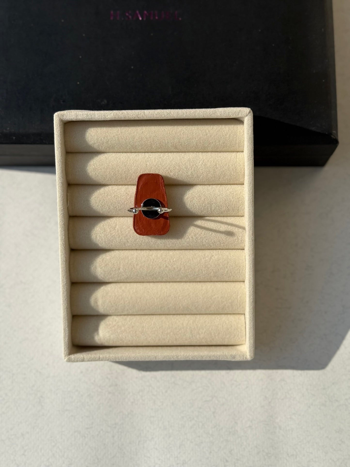 Finger Ring