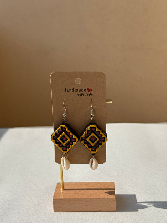 Dynamic Earrings
