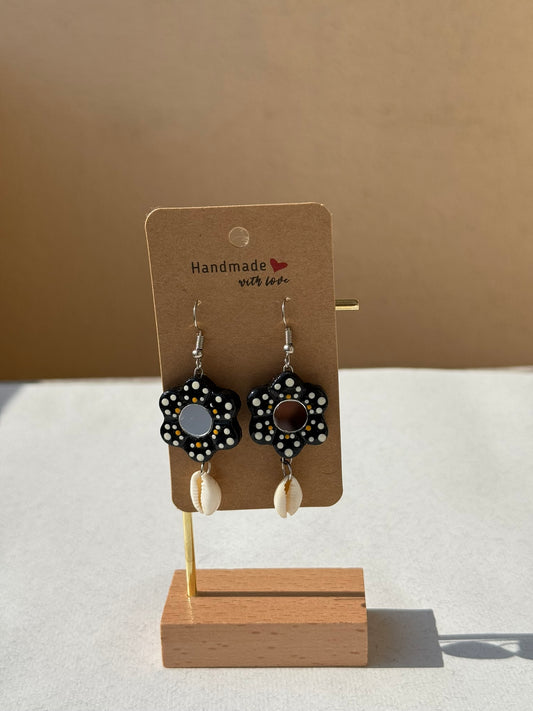 Dynamic Earrings
