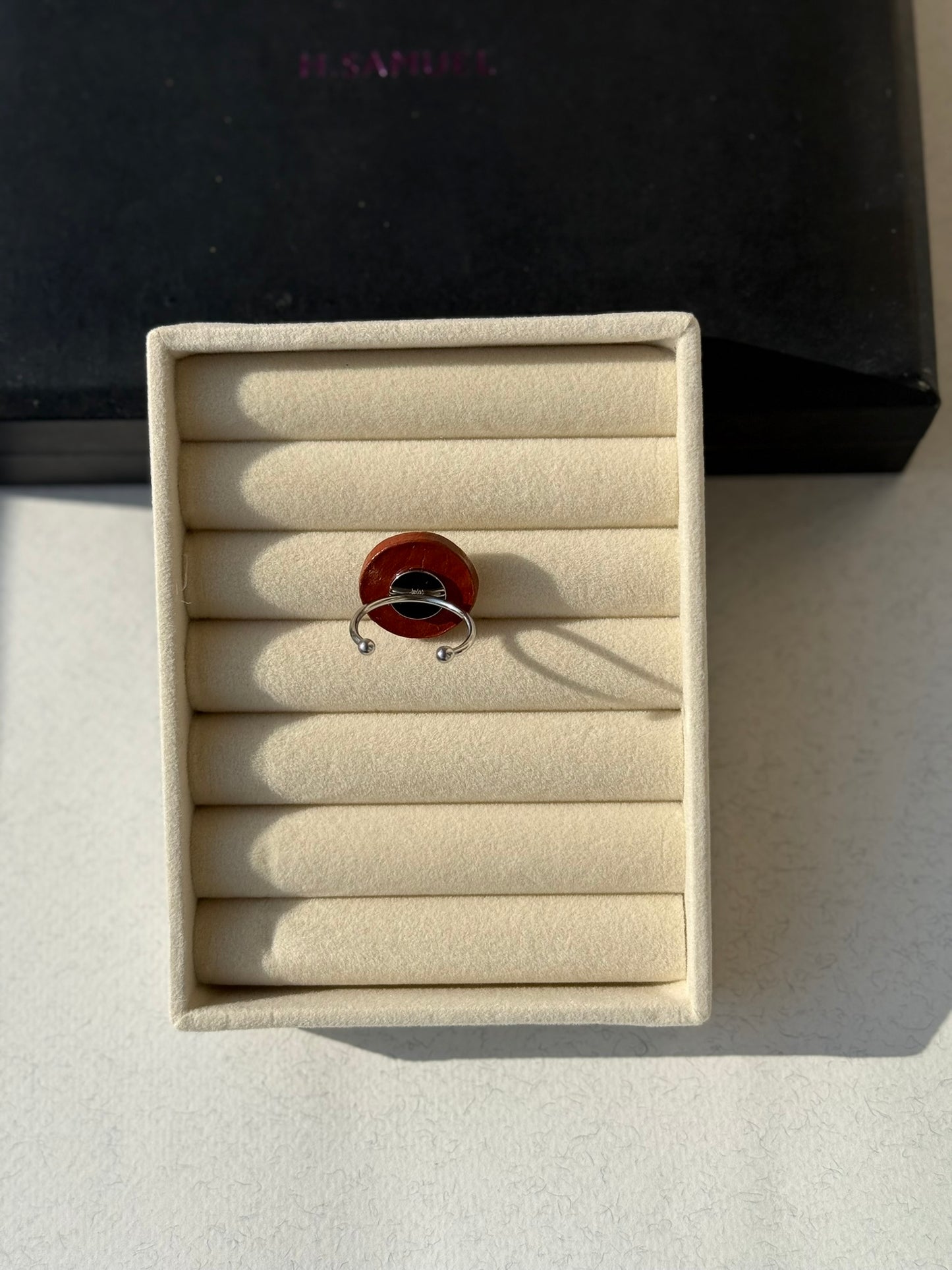 Finger Ring
